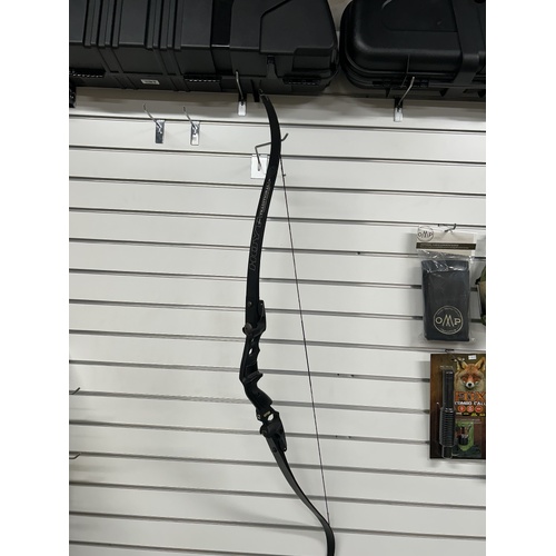HOYT SATORI 60' 40# RH BLACK USED